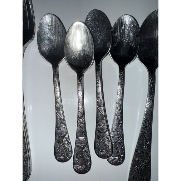 16 Piece Old Harbor Liberty Tabletop Silverware Set Fishing Boating Ships Lake - Picture 6 of 13